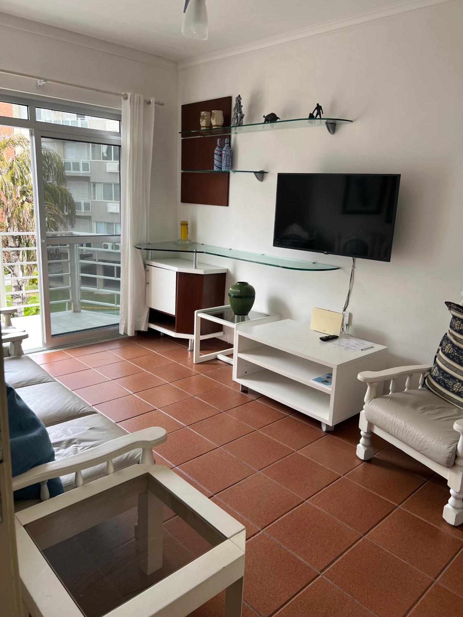 Apartamento Incrivel Em Cabo Frio Com Localizacao Privilegiada Ao Lado Da Praia Do Forte! 外观 照片